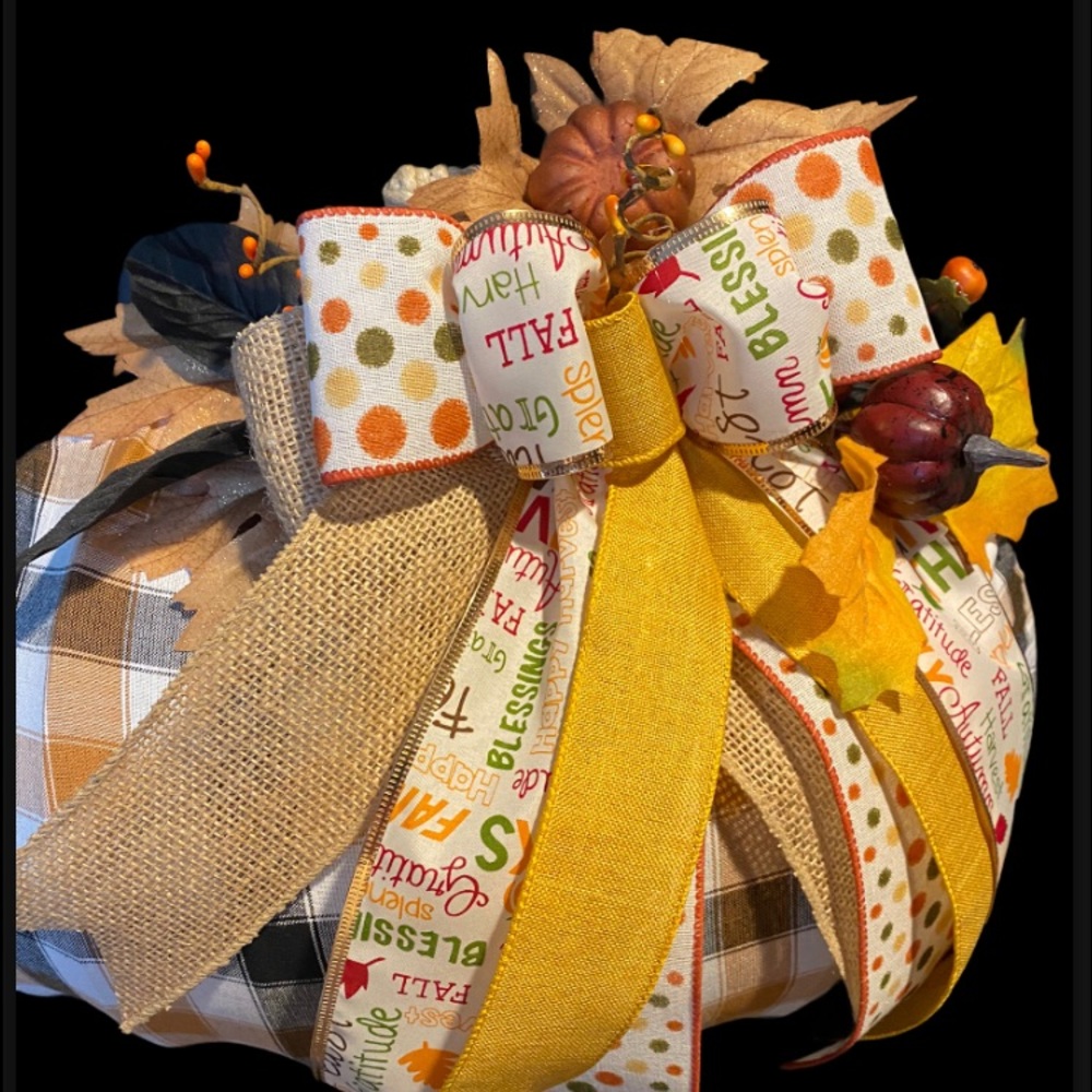 Plaid pumpkin door hanger